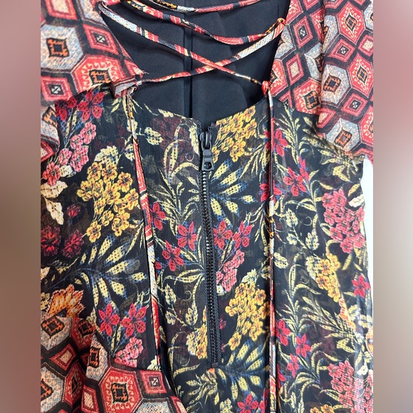 LIKE NEW ALICE + OLIVIA Laverne Asymmetric Ruffled Dress 0-2 Extra Small Floral - Picture 8 of 13